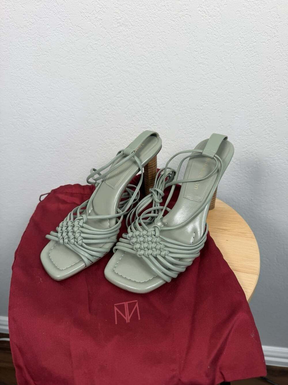 Tamara Mellon Dream Weaver Sage Nappa Leather Sandals NEW Size 39.5 Luxury $695